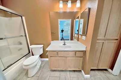 1851 Oakley Court, Stockton, CA 95206 - Photo 14