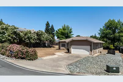 2108 Quail Court, Valley Springs, CA 95252 - Photo 2
