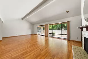 1202 Commons Dr, Sacramento, CA 95825 - Photo 10