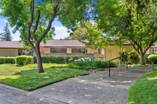 1202 Commons Dr, Sacramento, CA 95825 - Photo 32