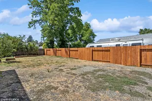 1572 53rd St, Sacramento, CA 95819 - Photo 20