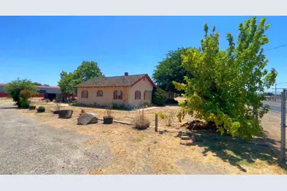140 Swanson Road, Manteca, CA 95337 - Photo 6