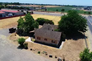 140 Swanson Rd, Manteca, CA 95337 - Photo 2