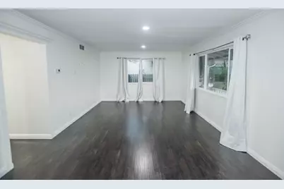 7559 Thorpe Way, Sacramento, CA 95822 - Photo 6