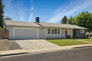 1056 Maria Dr, Oakdale, CA 95361 - Photo 1