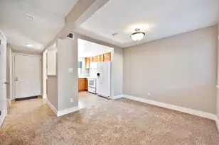 2413 Post Oak Ln, Sacramento, CA 95825 - Photo 14