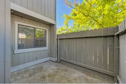 2413 Post Oak Lane, Sacramento, CA 95825 - Photo 48