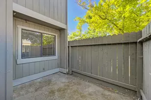 2413 Post Oak Ln, Sacramento, CA 95825 - Photo 48