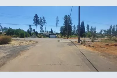 8645 Skyway, Paradise, CA 95969 - Photo 18