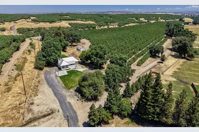 11012 Olive Road, Oakdale, CA 95361 - Photo 48