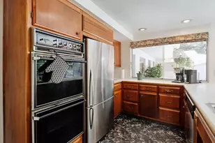 631 Wilhaggin Dr, Sacramento, CA 95864 - Photo 16