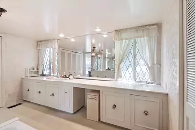 631 Wilhaggin Drive, Sacramento, CA 95864 - Photo 32