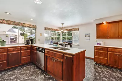 631 Wilhaggin Drive, Sacramento, CA 95864 - Photo 22