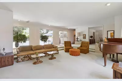 631 Wilhaggin Drive, Sacramento, CA 95864 - Photo 10