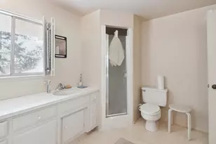 631 Wilhaggin Dr, Sacramento, CA 95864 - Photo 48