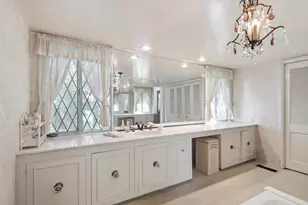 631 Wilhaggin Dr, Sacramento, CA 95864 - Photo 30