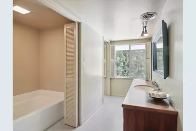 631 Wilhaggin Drive, Sacramento, CA 95864 - Photo 42