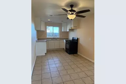 4654 Powerline Road, Olivehurst, CA 95961 - Photo 6