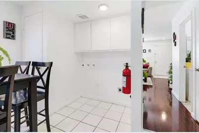 7570 Burgoyne Lane, Sacramento, CA 95823 - Photo 8