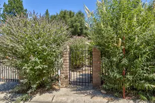 415 Carriage Lantern Ct, Somerset, CA 95684 - Photo 42