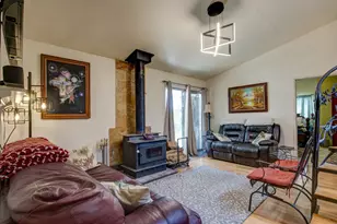 415 Carriage Lantern Ct, Somerset, CA 95684 - Photo 28