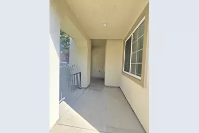 10554 Rudder Way, Stockton, CA 95209 - Photo 4