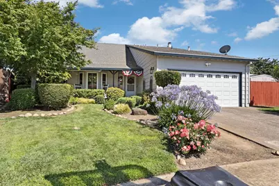 208 Palomar Drive, Lodi, CA 95242 - Photo 1