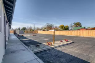 4736 Fleming Way, Olivehurst, CA 95961 - Photo 4