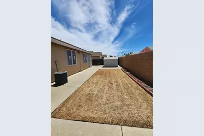 7312 Del Prado Way, Sacramento, CA 95828 - Photo 32