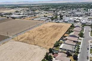 619 Inyo Ave, Newman, CA 95360 - Photo 16