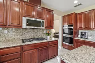 18400 Mandarin St, Woodland, CA 95695 - Photo 12