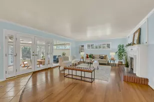 1071 W Monterey Ave, Stockton, CA 95204 - Photo 8