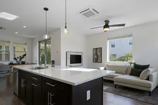 2643 Cleat Ln, Sacramento, CA 95818 - Photo 2