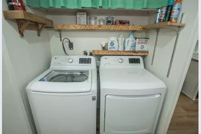 Bouvais Cir, Sacramento, CA 95828 - Photo 20