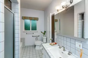 1060 W Monterey Ave, Stockton, CA 95204 - Photo 46