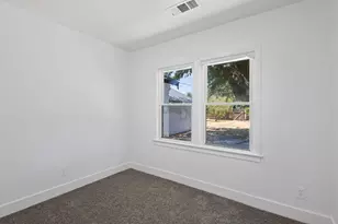 365 E Main St, Merced, CA 95340 - Photo 22