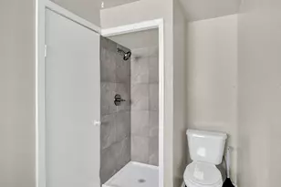 613 14th St, Modesto, CA 95354 - Photo 14