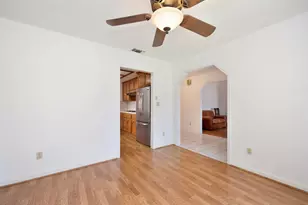 5408 E Brook Way, Elk Grove, CA 95758 - Photo 18
