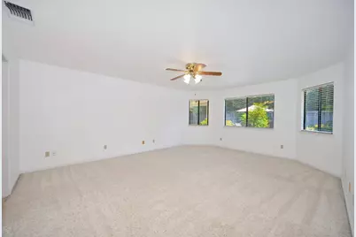 5408 E Brook Way, Elk Grove, CA 95758 - Photo 34
