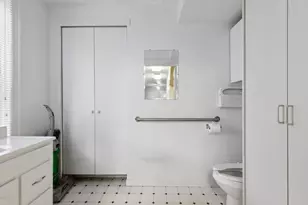 1823 11th St, Sacramento, CA 95811 - Photo 12