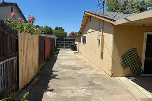 7136 Baranga Dr, Citrus Heights, CA 95621 - Photo 16