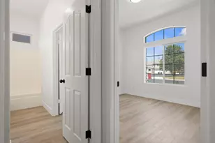 2032 Black Rose Ln, Stockton, CA 95206 - Photo 8