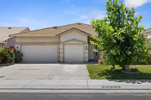 2032 Black Rose Ln, Stockton, CA 95206 - Photo 2