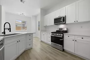 2032 Black Rose Ln, Stockton, CA 95206 - Photo 18