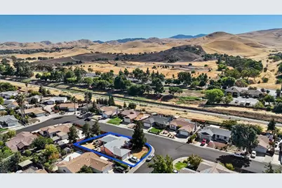 2129 Monostory Court, Pittsburg, CA 94565 - Photo 12