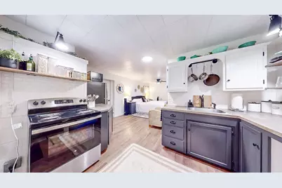 432 E Glenwood Avenue, Turlock, CA 95380 - Photo 34