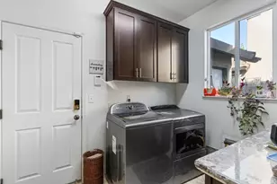 230 Hawkcrest Cir, Sacramento, CA 95835 - Photo 40