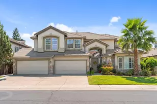 230 Hawkcrest Cir, Sacramento, CA 95835 - Photo 2