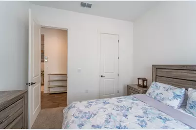 2273 Blue Heron Drive, Lathrop, CA 95330 - Photo 8