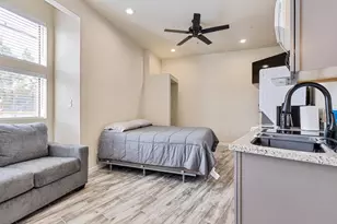 303 W Lockeford, Lodi, CA 95240 - Photo 20